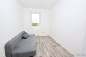 Predaj slnečný 4i byt s loggiou a s parkovaním, Rajka - 11