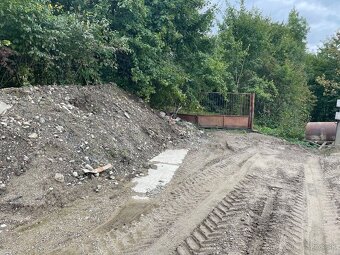 Prenájom garáže v Zádubní - 11