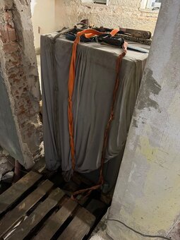 PROFI SŤAHOVANIE VYPRATÁVANIE PREPRAVA MONTÁŽ BÚRANIE KE - 11