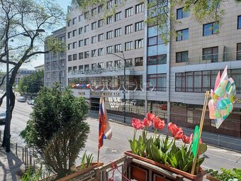 WFG | NA PREDAJ  2-izbový byt  Námestie 1. mája - Staré mest - 11