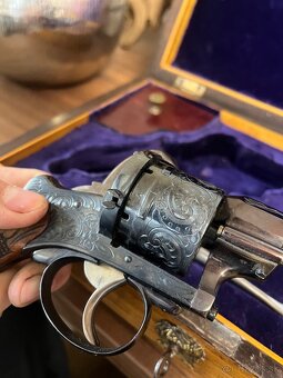 Historický revolver lefaux 12mm v kazete - 11