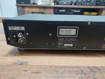 Sony CDP-XE310 - 11