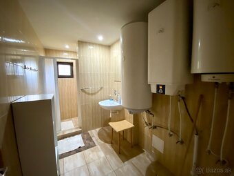 Chata s kapacitou 38 lôžok NA PREDAJ, Jakubovany - 11