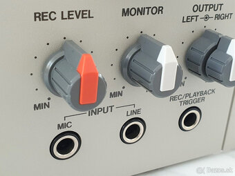 Sampler Akai S950 v perfektnom stave. - 11