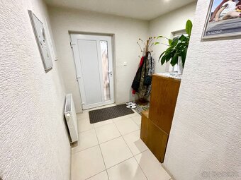 Na predaj 4izbový RD s podkrovím Partizánske, pozemok 1009m² - 11