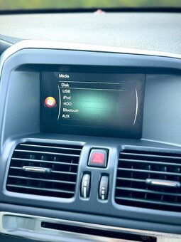 Volvo XC60 D3 Momentum - 11