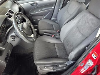 Suzuki Swift 1.2 69kW 2013 113338km 1.majitel serviska - 11