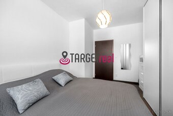 TARGETreal | Priestranný byt so záhradou a dvomi parkovacími - 11