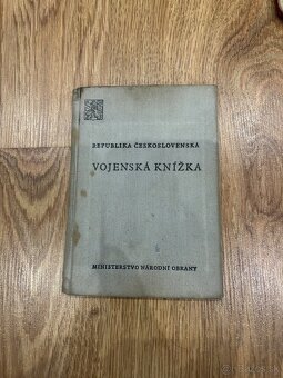 Konvlut starých komunistických predmetov - 11