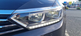 Volkswagen Passat Variant Highline 2.0 TDi 110kw - 11