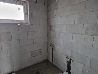 Na predaj novostavba bungalovu a garáž obec Malé Kršteňany - 11