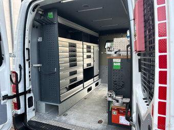Renault Master L2H2, exkluzívna pojazdna dielňa BOTT, DPH - 11
