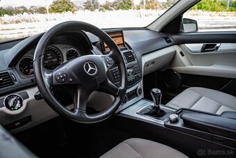 Mercedes-Benz C trieda Kombi 220 CDI Avantgarde - 11