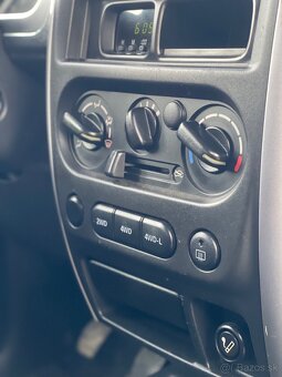 Suzuki Jimny 1.3VVTi 4x4 - 11