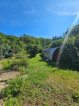 Rodinný dom s krásnym 1200m2 slnečným pozemkom - 11