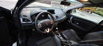 Renault MEGANE GT Sport - 11