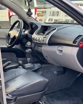 Mitsubishi L200 Diesel 4x4 Pick up - 11