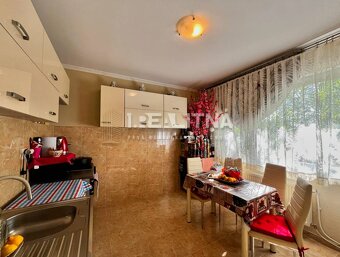 SLNEČNÝ 2 IZBOVÝ BYT S BALKÓNOM 50M2, ZVOLEN - 11