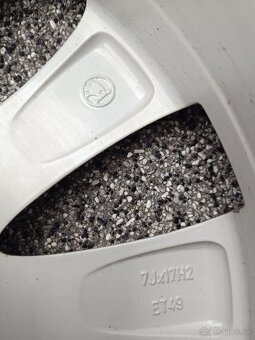 ✅5x112 R17 Venus - 11