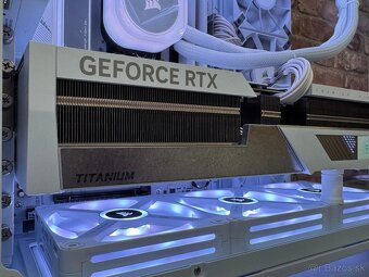 Ryzen 9 9900X3D\32GB\RTX 4080S\SSD\1000W Zdroj - 11