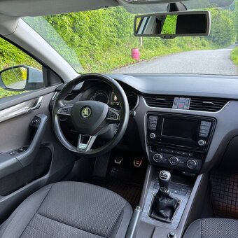Škoda Octavia Scout 2.0 TDi 110kw 4x4 - 11