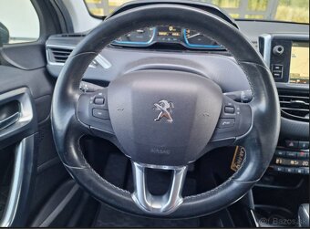Peugeot 2008 1.2 PureTech 110 E6.2 Allure A/T - 11