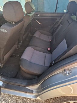 Volkswagen golf 1.6i 77kw 16V. r.v.2004 - 11