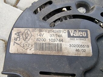 renault thalia 1 predný nárazník - 11