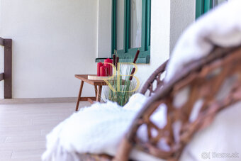 NA PREDAJ _Dizajnová chata_komplet_rekonšt._ Rakaca - 11