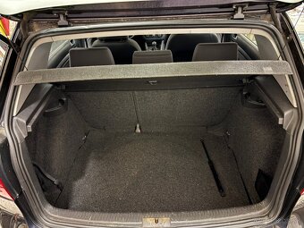 Rozpredám VW Golf 5 1.9 TDi - 11