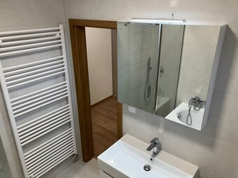 PRENÁJOM 4 IZB. BYT S VLASTNOU ZÁHRADOU A GARÁŽOU - 11