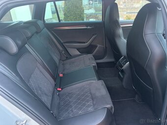 Škoda Superb Sportline - 11