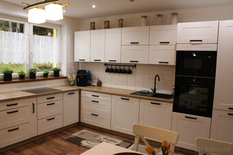 EXKLUZÍVNE-SPEKTRUM REALITY- Na predaj kompletne rekonštruov - 11