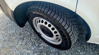 Volkswagen Transporter T5 2.0 TDI CR - 75 kw LONG - 11