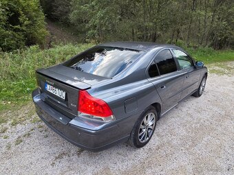 Volvo S60 2.4 D5 Geartronic - 11