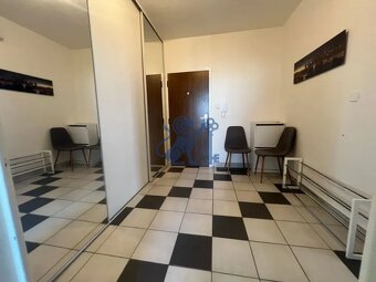 Na predaj priestranný 3-izbový byt s balkónom v Devínskej No - 11