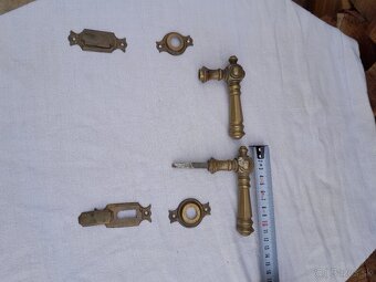 Predam mosadzne kľučky - 11