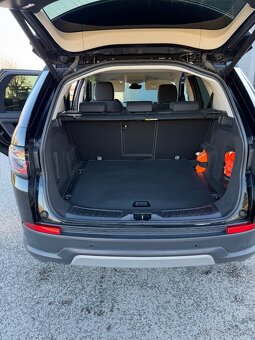 Land Rover Discovery Sport - 11