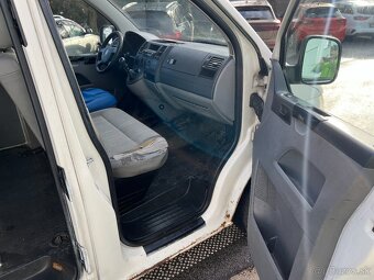 Volkseagen Transporter T5 - 6 miestny - 11