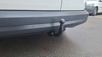 VOLKSWAGEN CADDY MAXI 2,0TDi VAN - DPH - 11