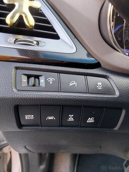 Hyundai Santa fe - 11