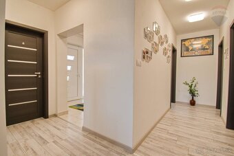 Na predaj 4 izbový rodinný dom, 100 m2, pozemok 611 m2, foto - 11