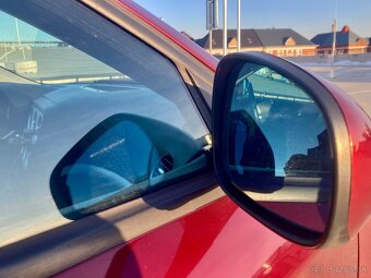 Alfa Romeo 159 1.9 JTD 110 kW SW Sportwagon - 11