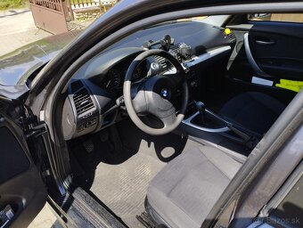 BMW 118D - 11