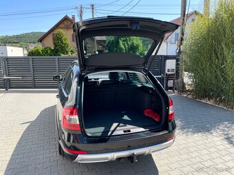 ŠKODA OCTAVIA KOMBI SCOUT - NA PREDAJ / NA SPLÁTKY - 11