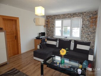 EXKLUZÍVNE-SPEKTRUM REALITY- Na Predaj 2-izbový byt, 58 m2 s - 11