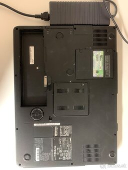 Dell Inspiron 9300 17" - 11