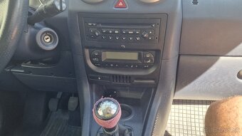 Peugeot 1007 1.4 benzin - 11