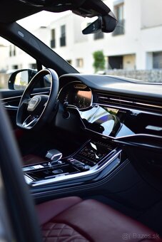 predám Audi SQ7 4.0 TDI - 11