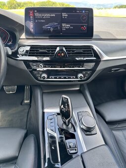 BMW 540d xdrive touring M-Sport - 11